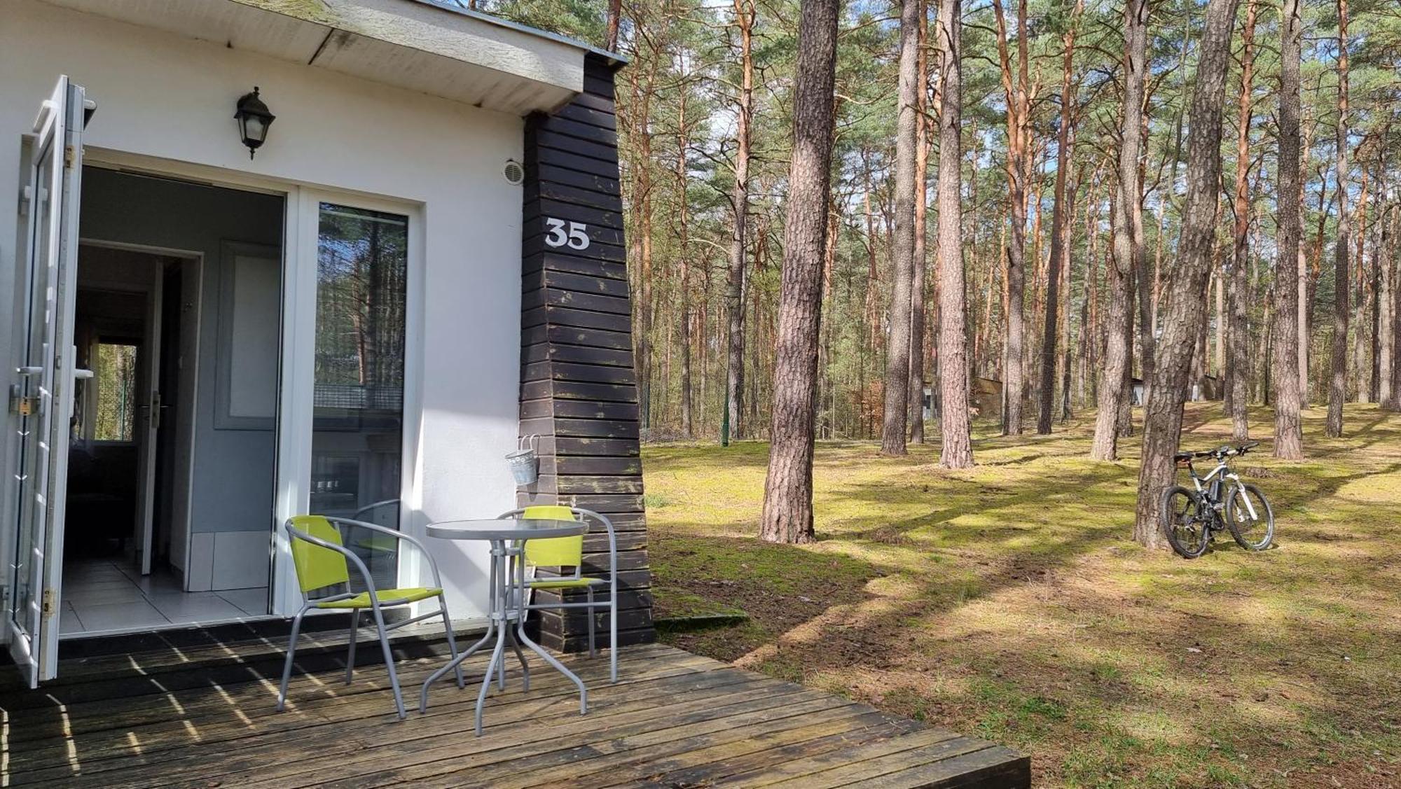 Osrodek La La - Letniskowe W Lesie Nad Jeziorem Ferienpark *