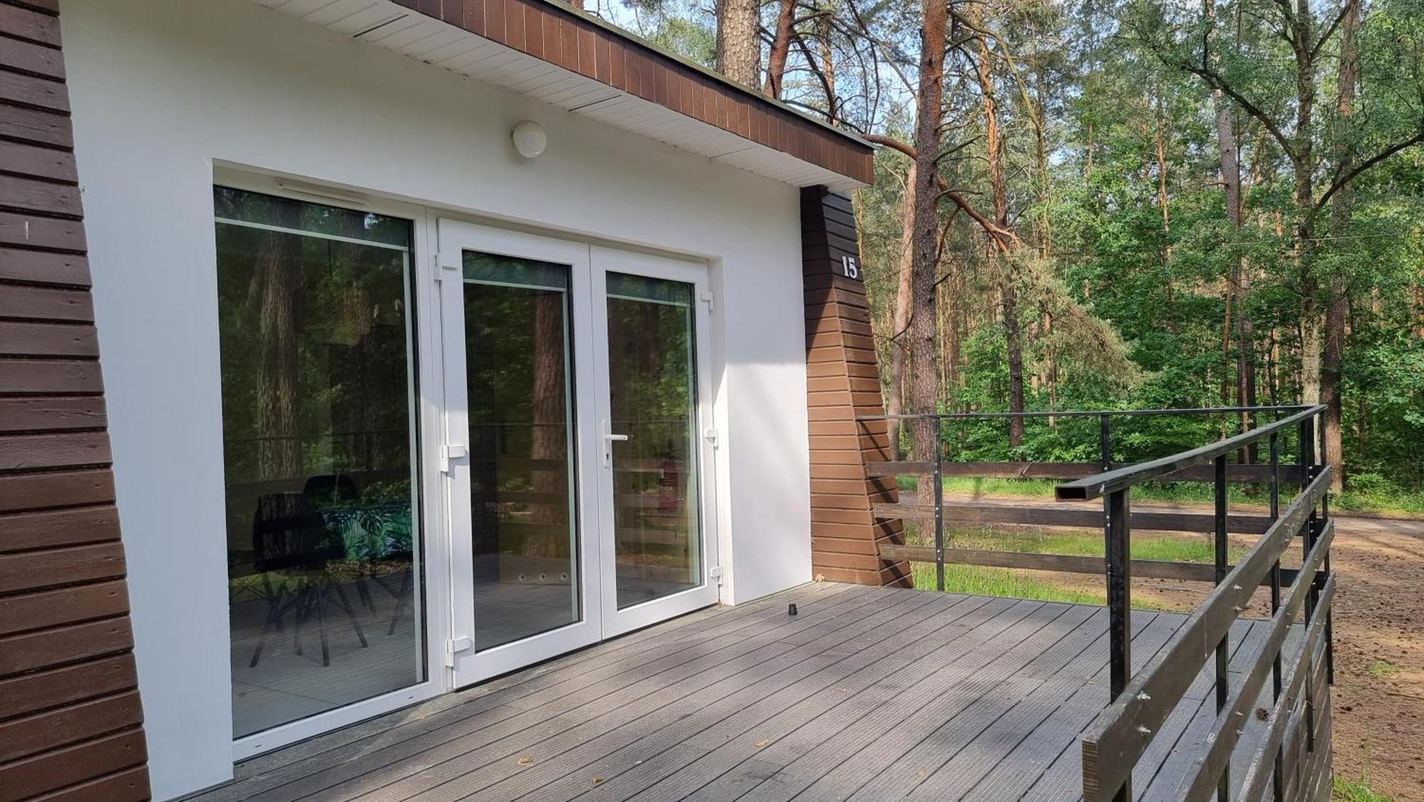 Osrodek La La - Letniskowe W Lesie Nad Jeziorem Ferienpark Bytnica