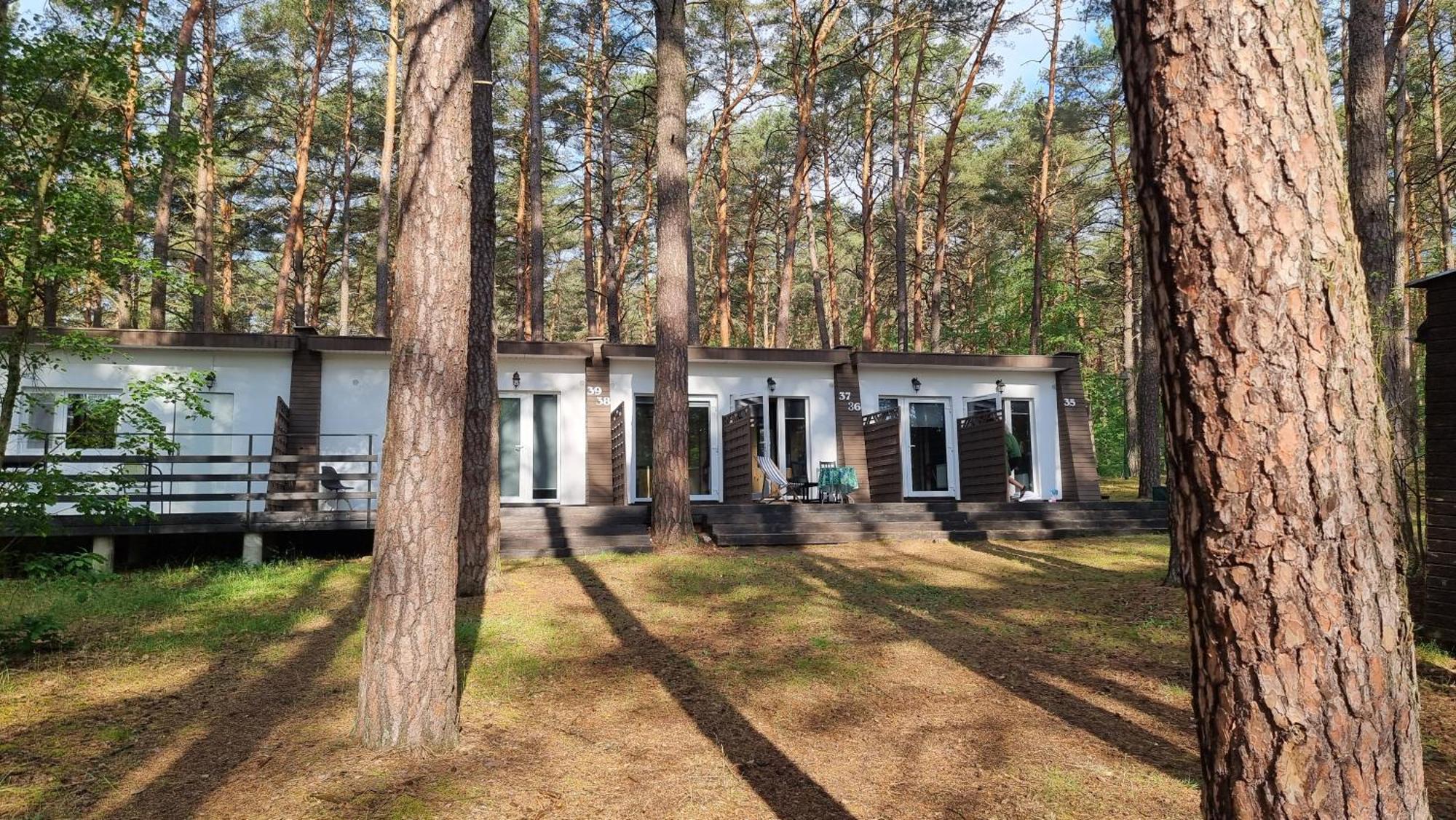 Osrodek La La - Letniskowe W Lesie Nad Jeziorem *