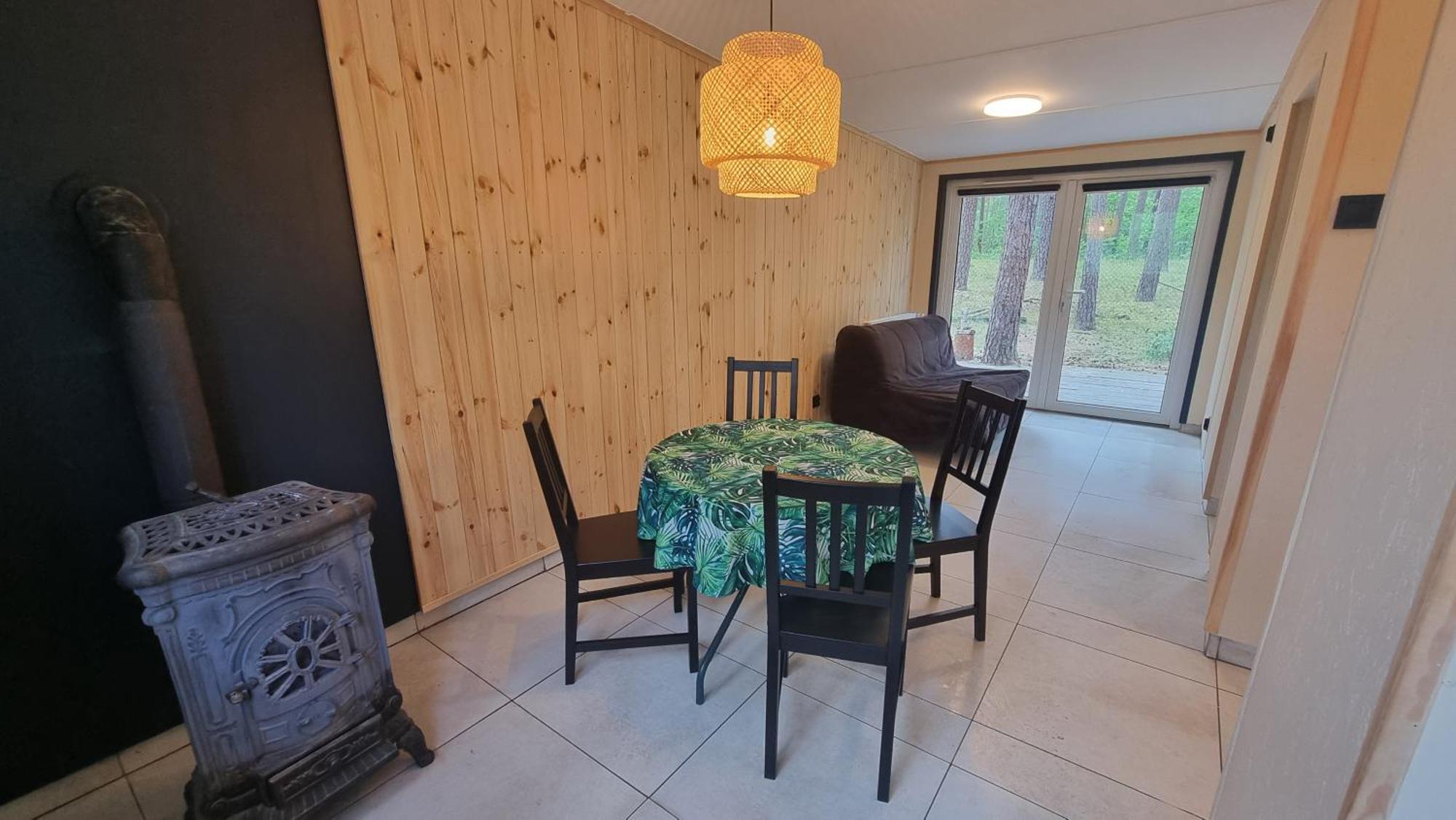 Osrodek La La - Letniskowe W Lesie Nad Jeziorem Ferienpark Bytnica